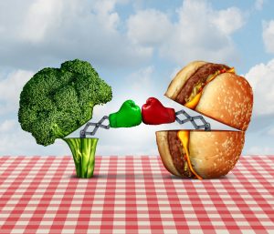 عکس دعوای کلم بروکلی با همبرگر طرح غذاهای سالم و ناسالم - عکس پس زمینه رژیم غذایی سالم و ناسالم